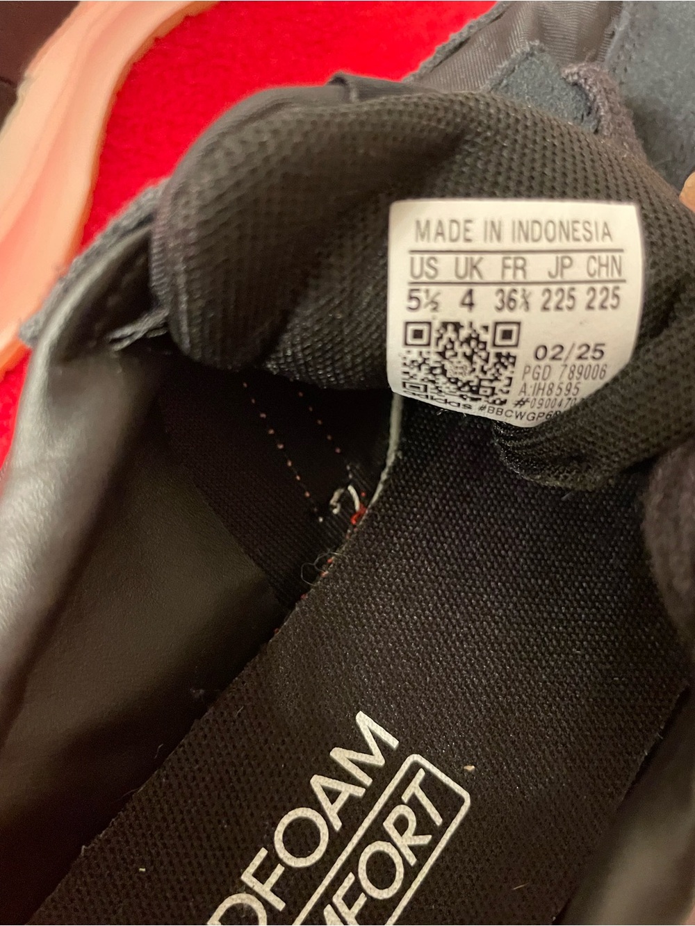 adidas Women's Black Sneakers 5.5